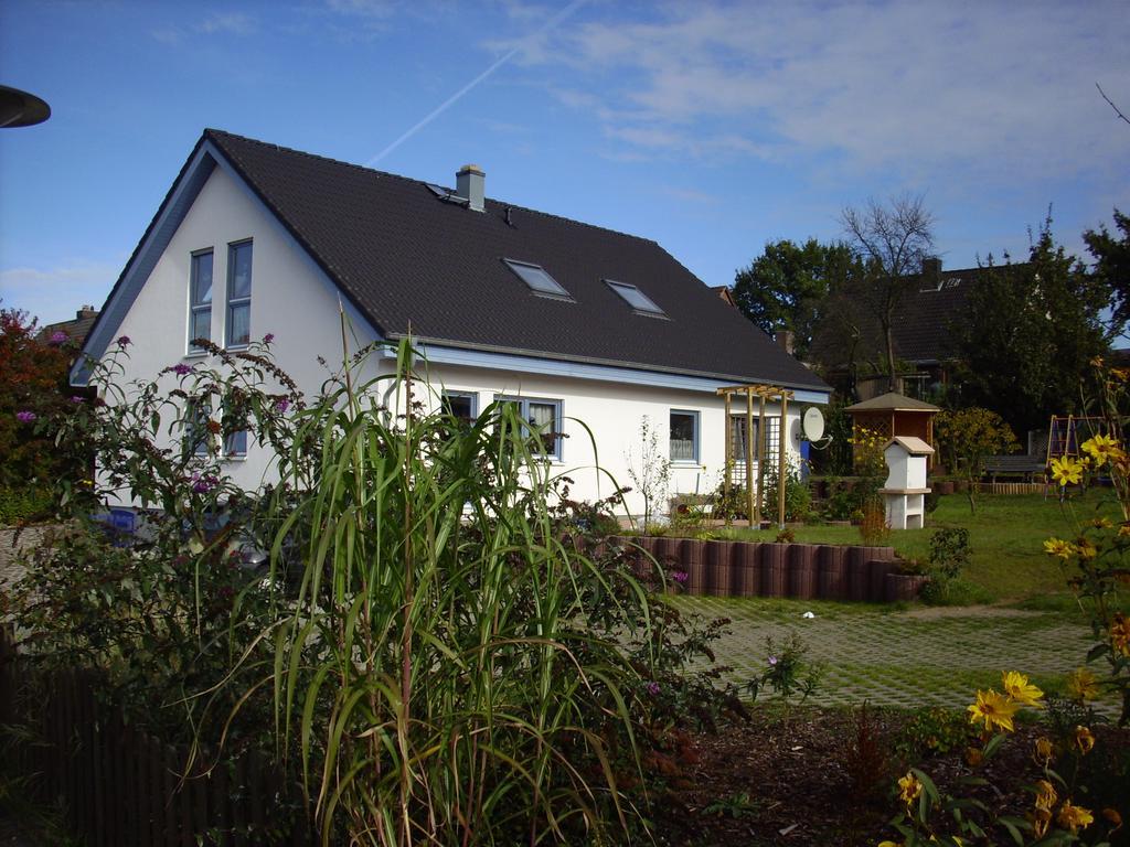 Ferienwohnung Familie Huebner Lübeck Exteriör bild
